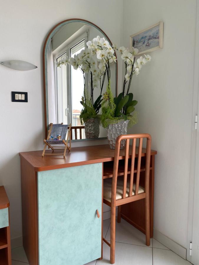 Hotel Capri Bellaria-Igea Marina Extérieur photo