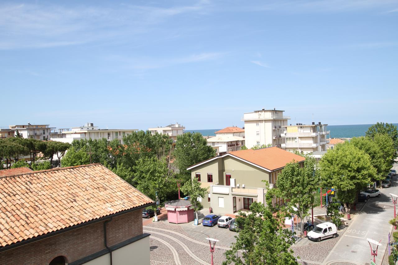 Hotel Capri Bellaria-Igea Marina Extérieur photo