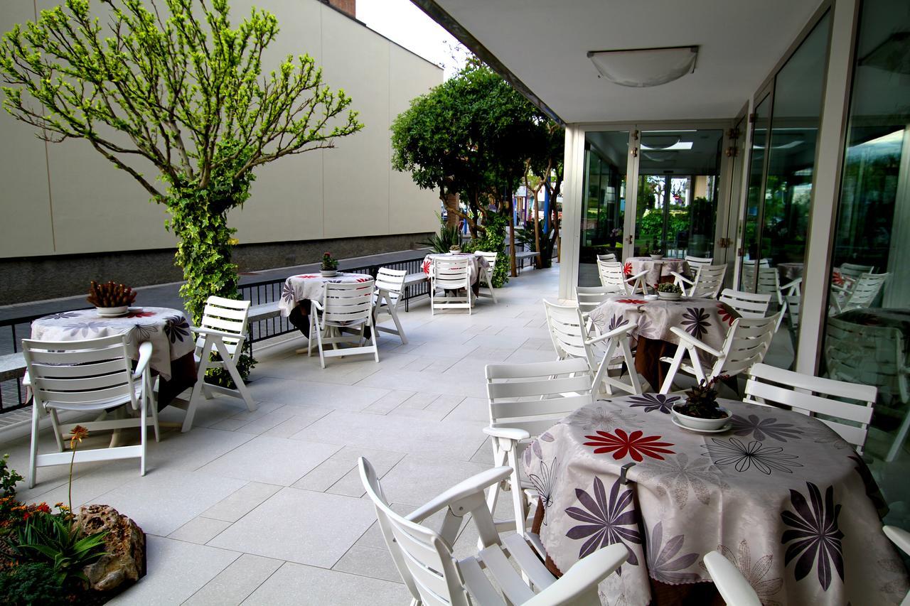 Hotel Capri Bellaria-Igea Marina Extérieur photo