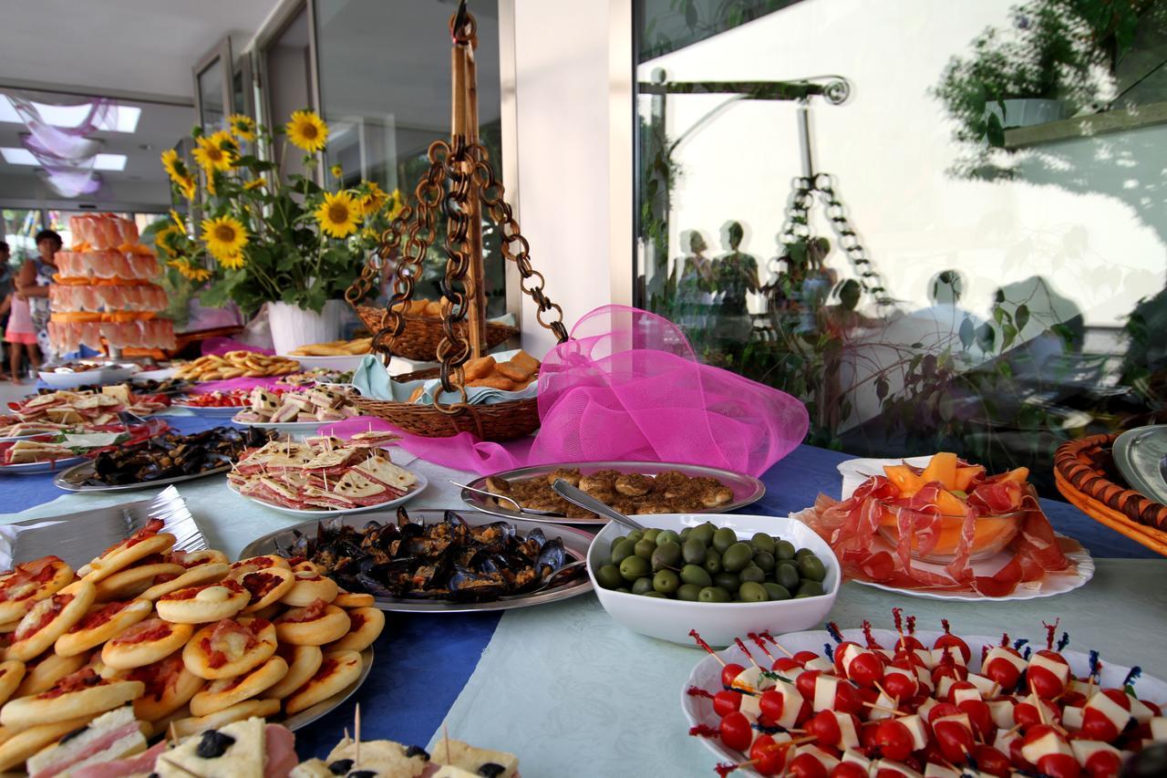 Hotel Capri Bellaria-Igea Marina Extérieur photo