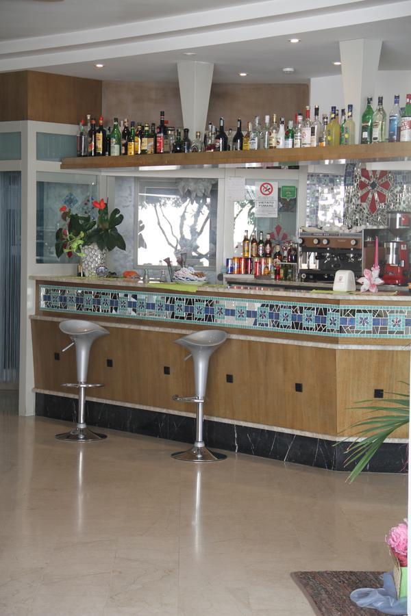 Hotel Capri Bellaria-Igea Marina Extérieur photo