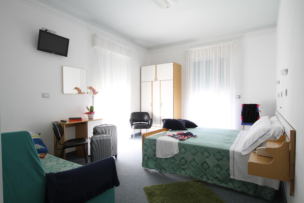 Hotel Capri Bellaria-Igea Marina Extérieur photo