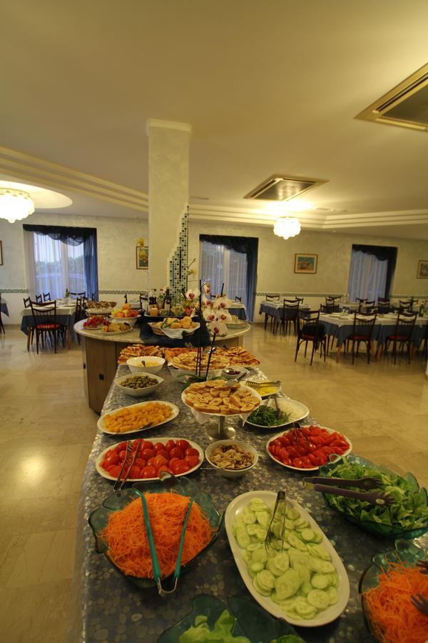 Hotel Capri Bellaria-Igea Marina Extérieur photo